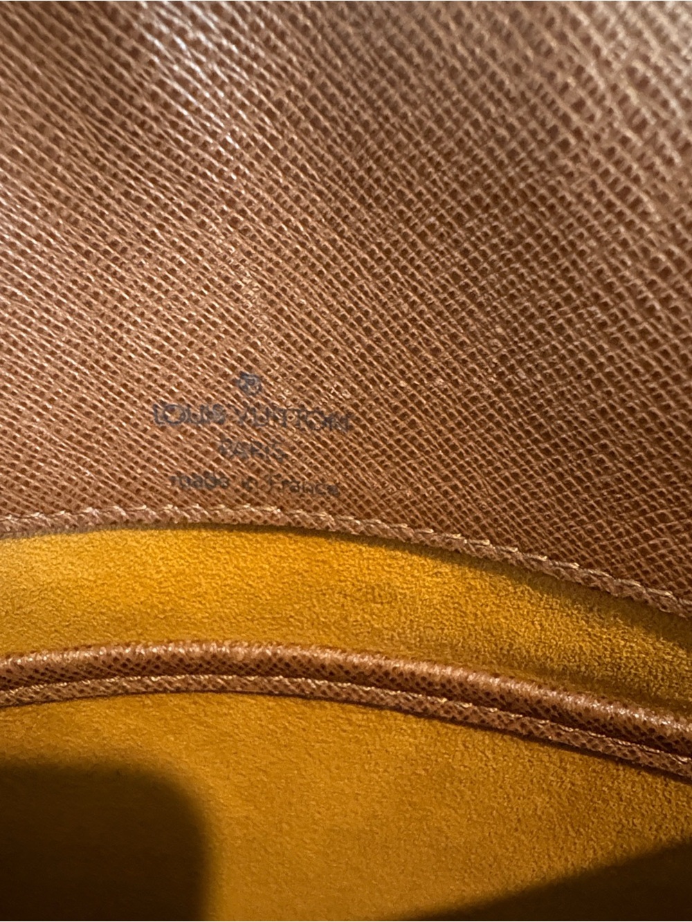 Louis Vuitton Monogram Canvas Crossbody Shoulder Bag - Picture 12 of 16